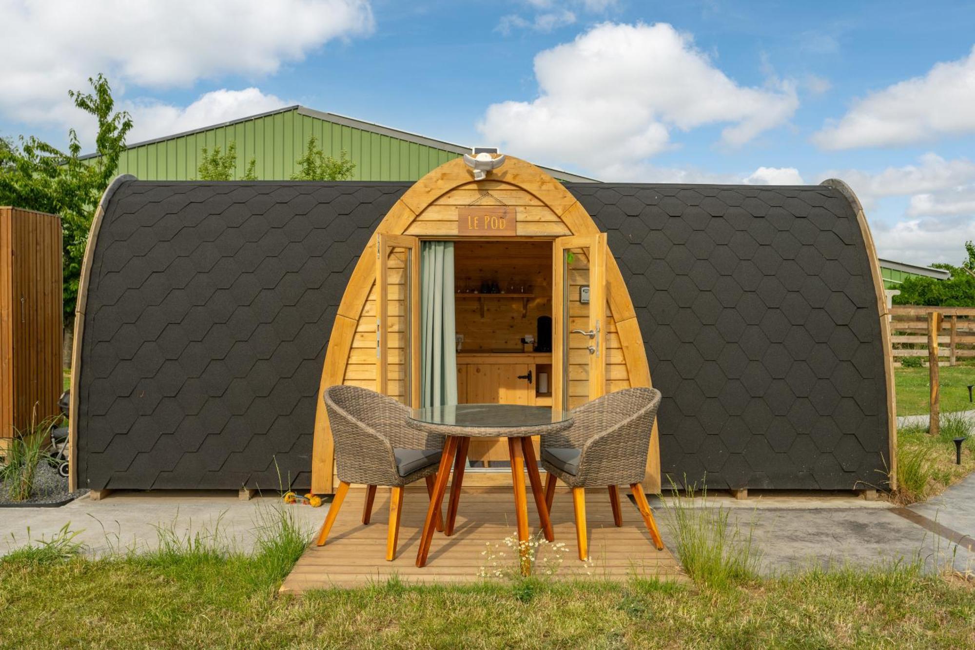 Logements Insolites A La Ferme - Yourte, Kota Ou Pod Farbus Phòng bức ảnh