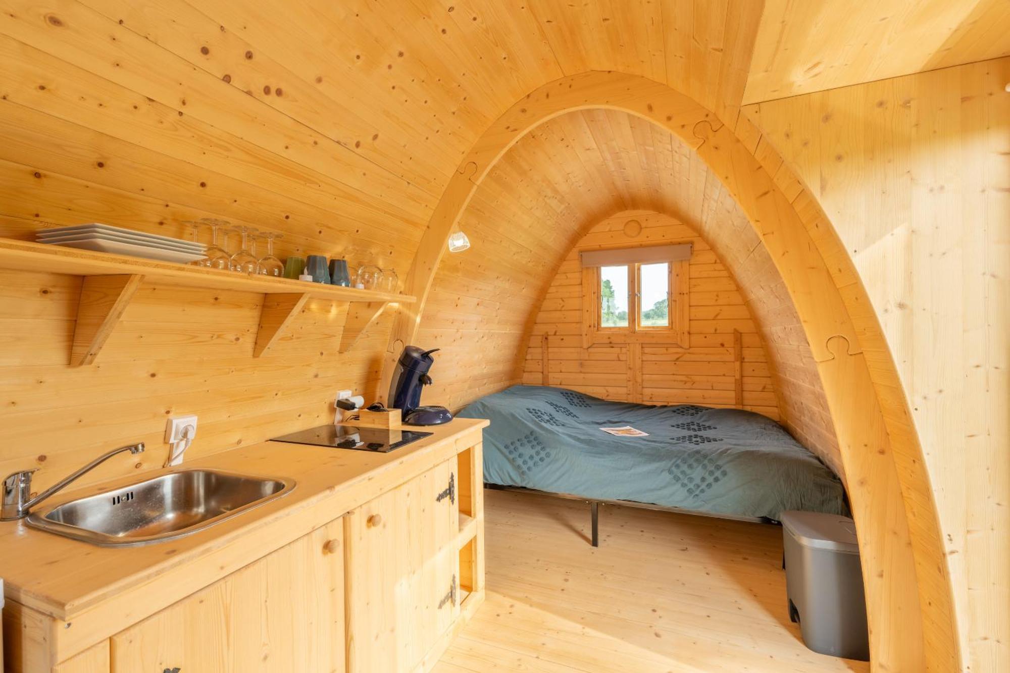 Logements Insolites A La Ferme - Yourte, Kota Ou Pod Farbus Phòng bức ảnh