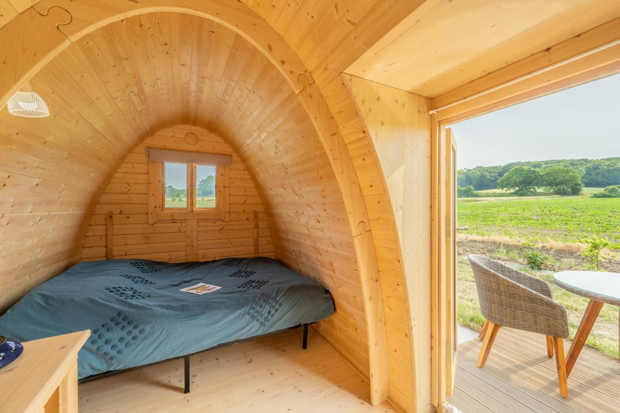 Logements Insolites A La Ferme - Yourte, Kota Ou Pod Farbus Phòng bức ảnh
