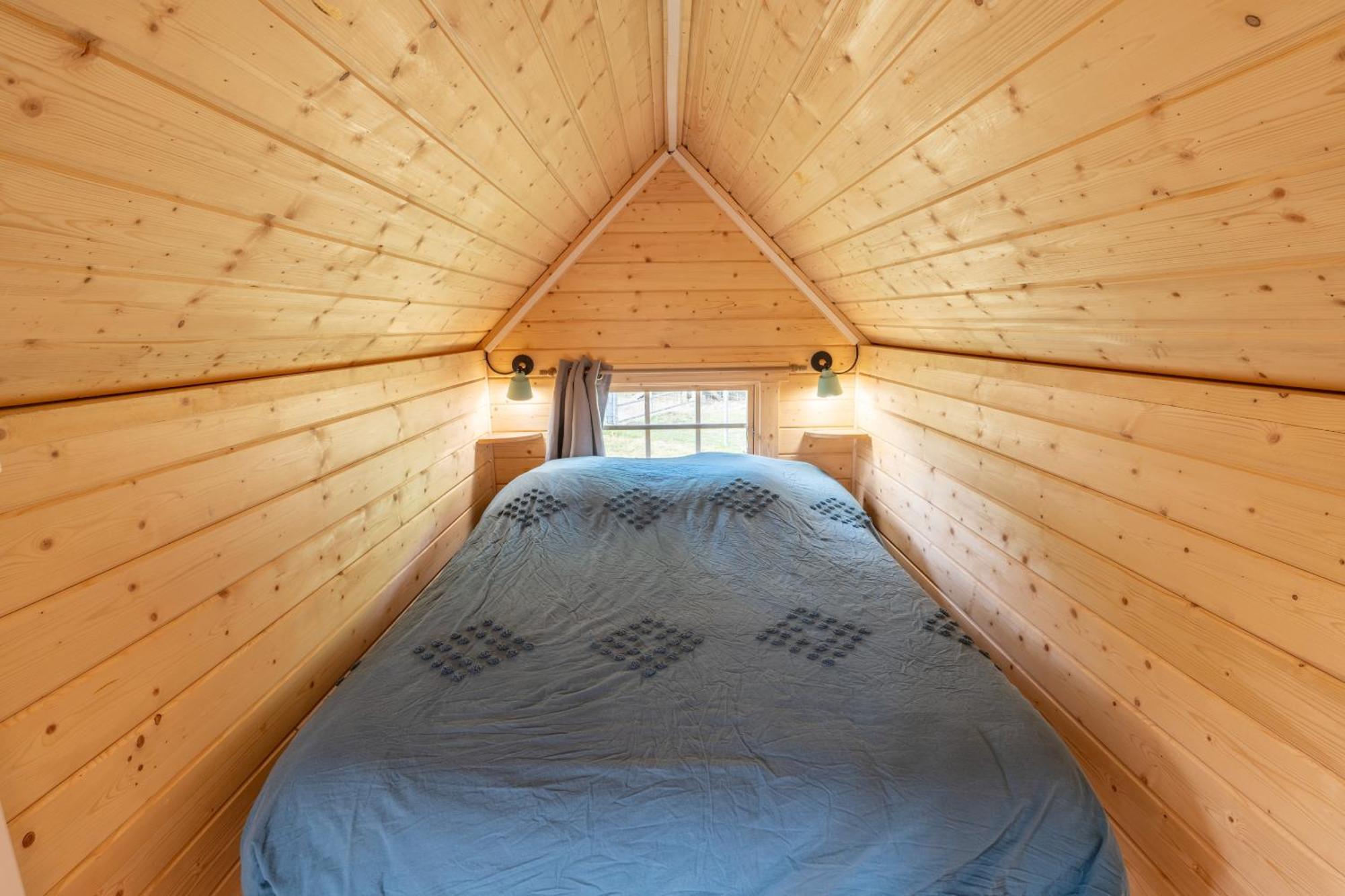 Logements Insolites A La Ferme - Yourte, Kota Ou Pod Farbus Phòng bức ảnh