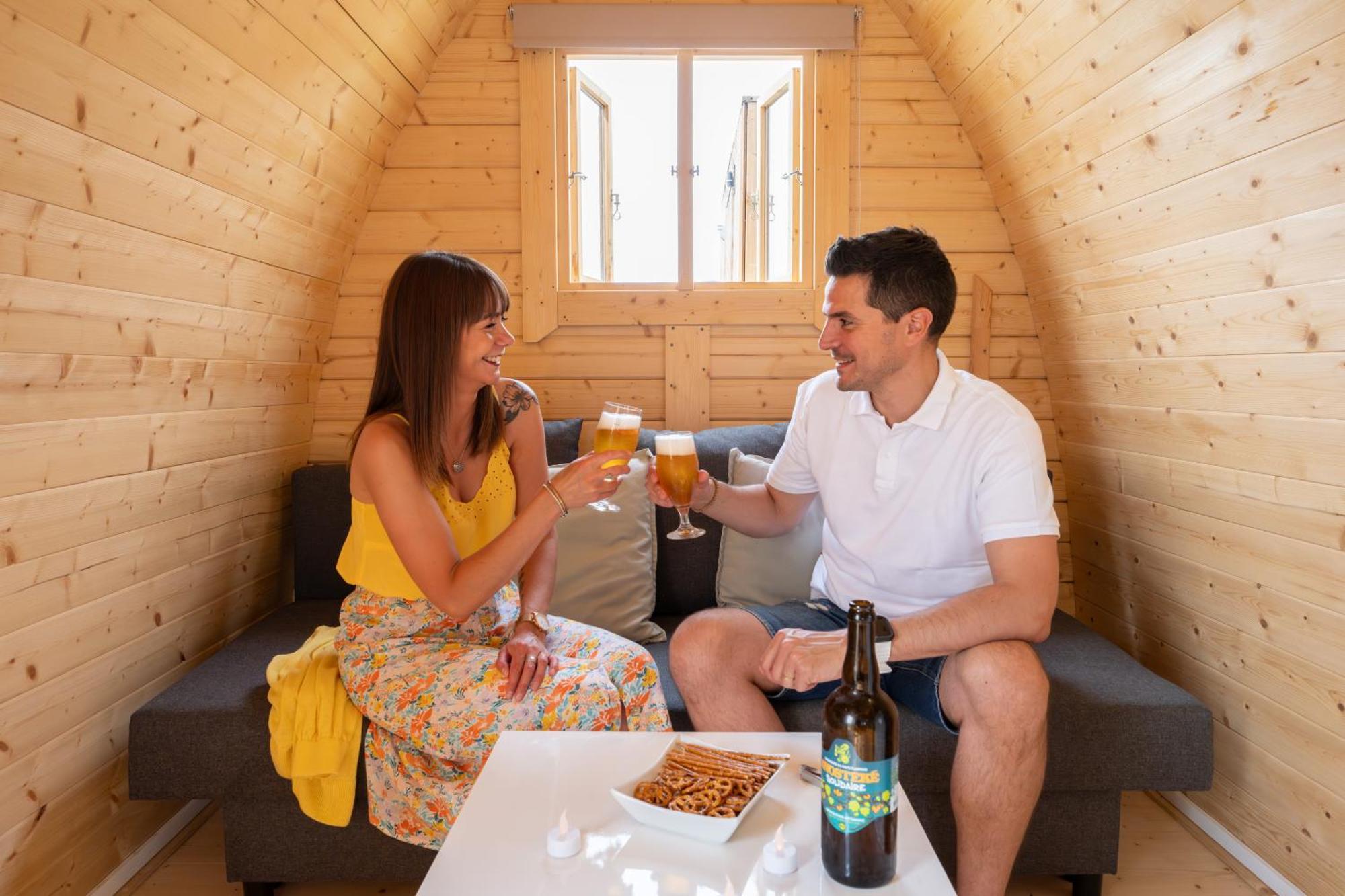Logements Insolites A La Ferme - Yourte, Kota Ou Pod Farbus Phòng bức ảnh